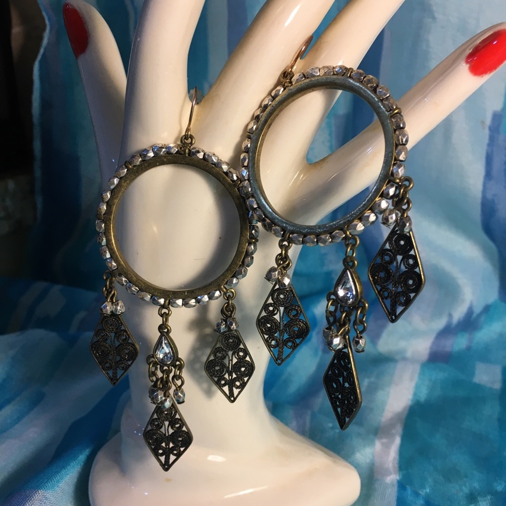 4 piece jewelry assortment - Picture 5 of 6